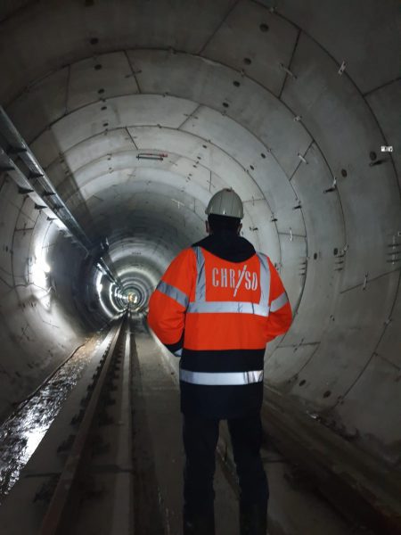 tunnel metro