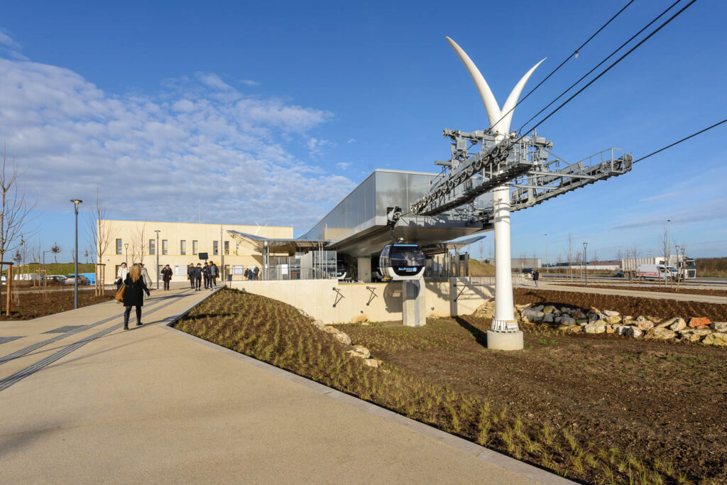 Cable city infrastructure Photo: @Ecliptique Laurent Thion